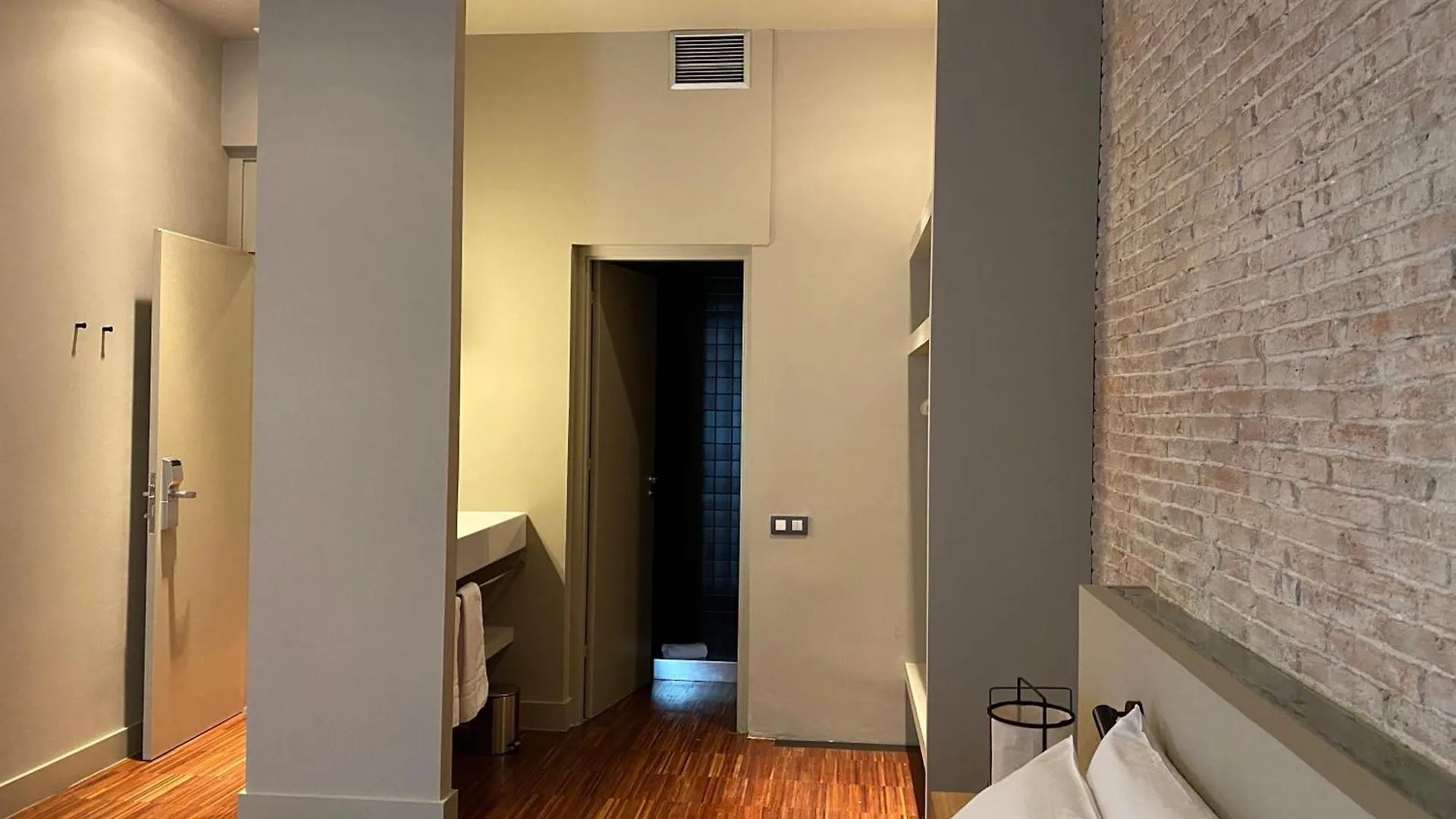 Uma Suites Pau Claris Barcelona Vendégház